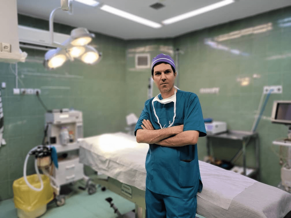 دکتر افشین فتحی