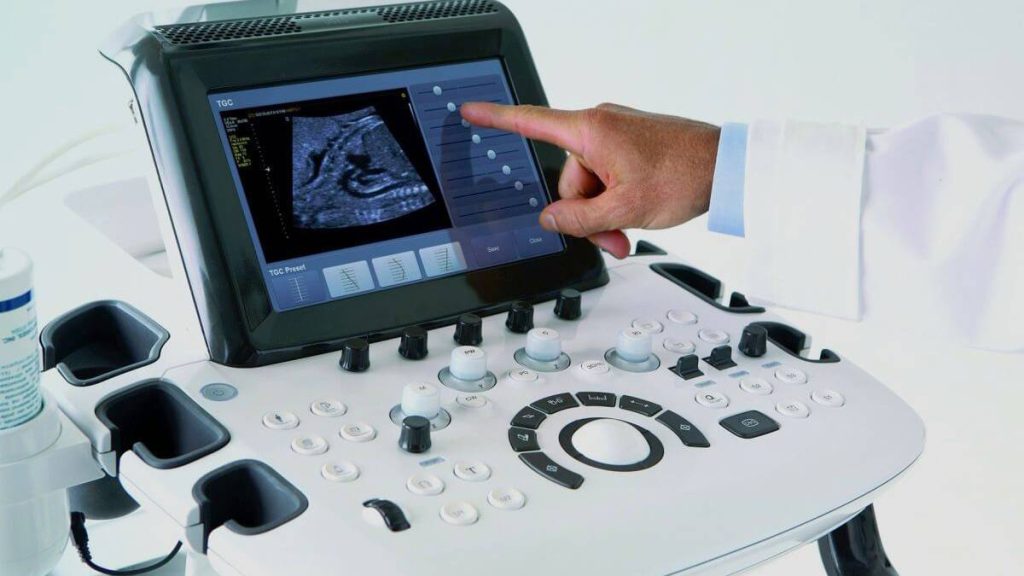 خدمات مرکز سونوگرافی داپلر عروق گردن