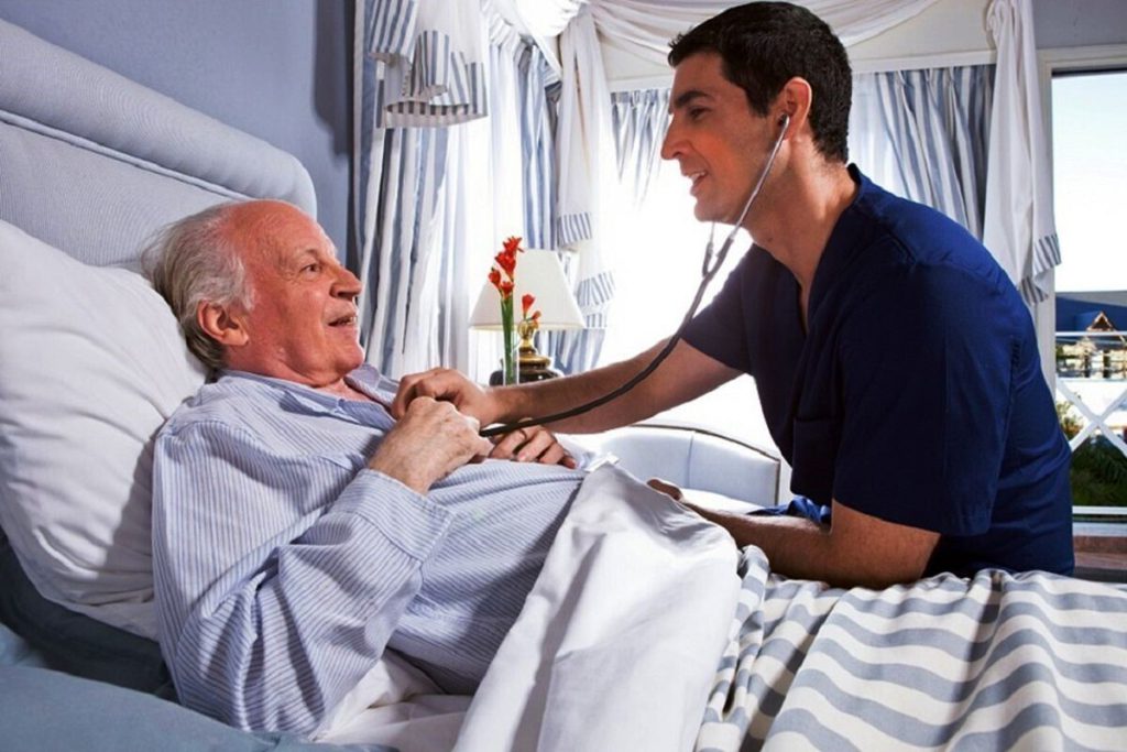 بیماری که اکوی قلب انجام داده است بیماری که اکوی قلب انجام داده است