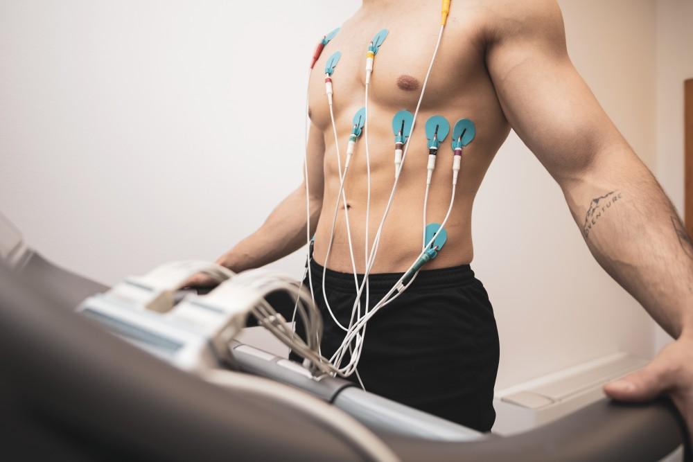 کلینیک ویستان بهترین مرکز تست ورزش قلب تهران