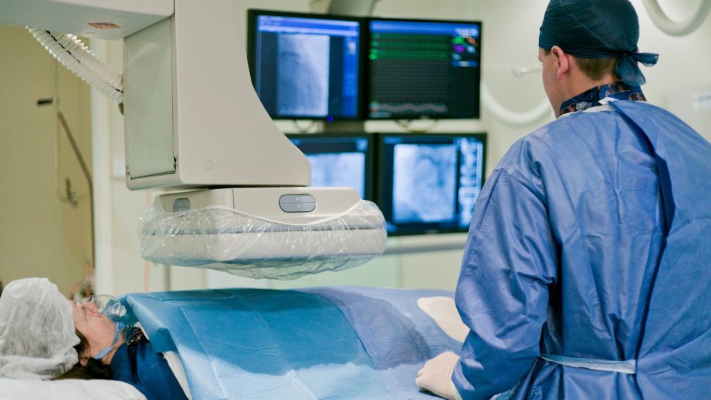 عوارض اسکن هسته ای قلب برای اطرافیان